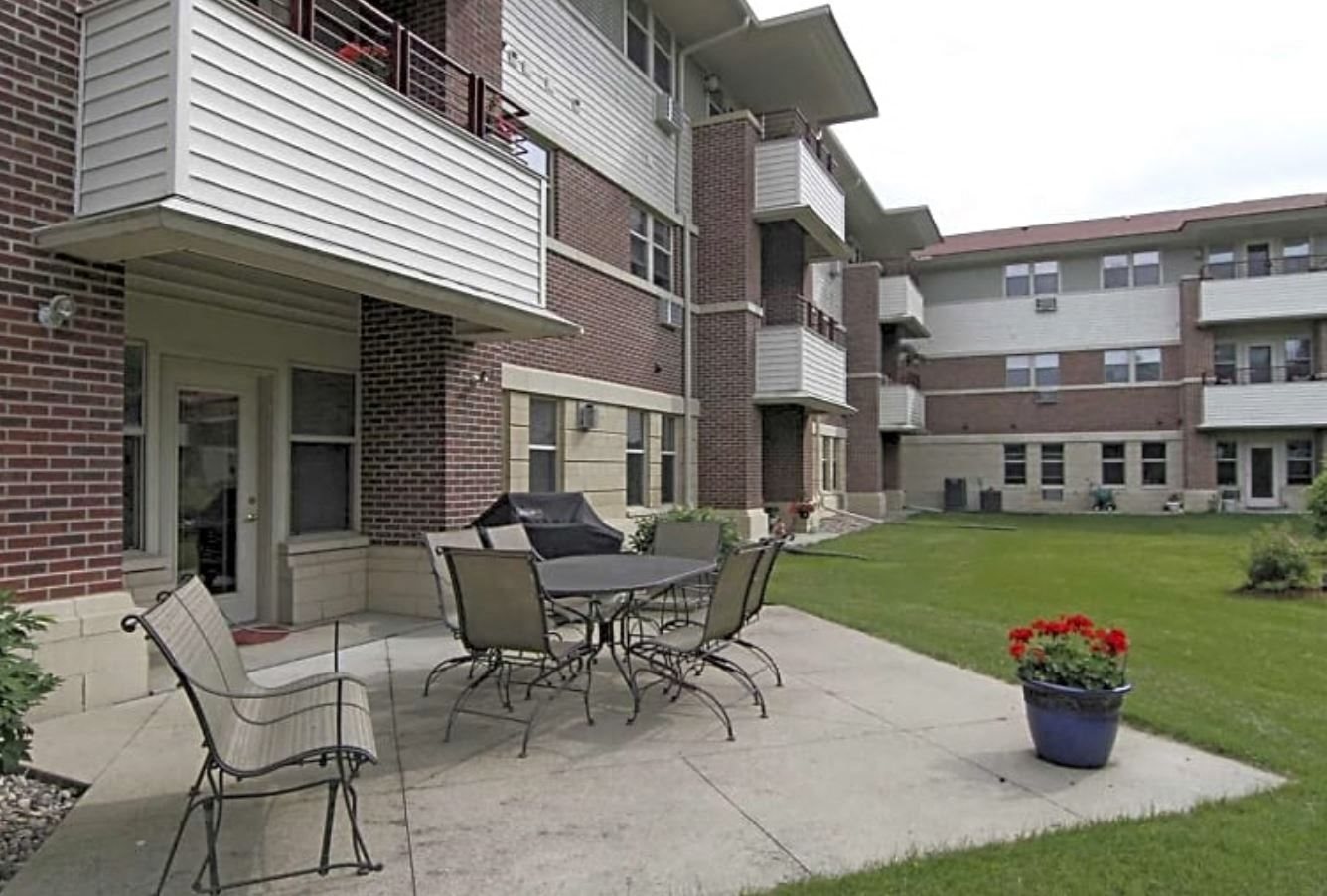 Photos and Video of Cannery Row Apartments in WAUNAKEE, WI